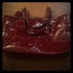 Coach patent embossed tote f15246